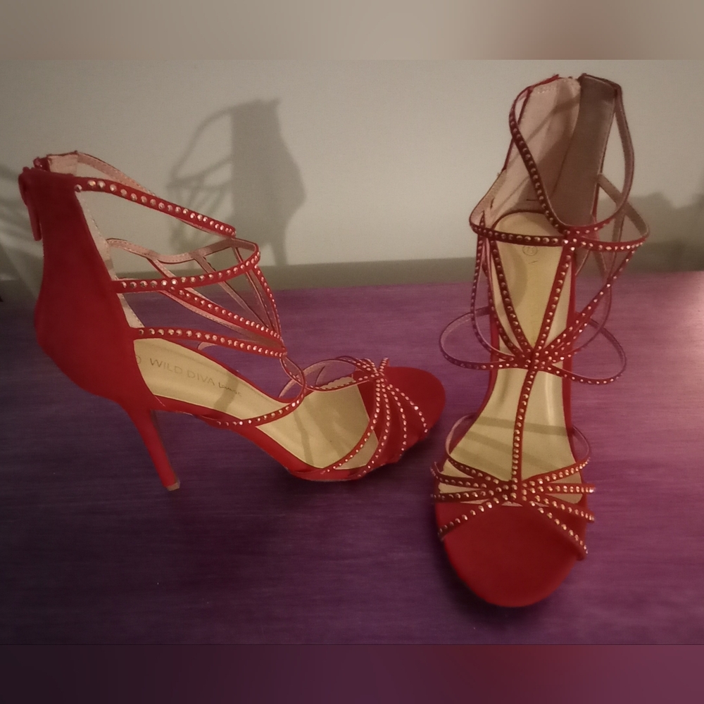 NEW Wild Diva red heels